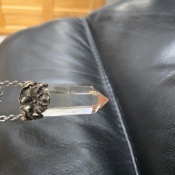 Rare! First Release! Evil Pawn Jewelry OG Floral Wrap Quartz Point Necklace - Picture 3 of 8